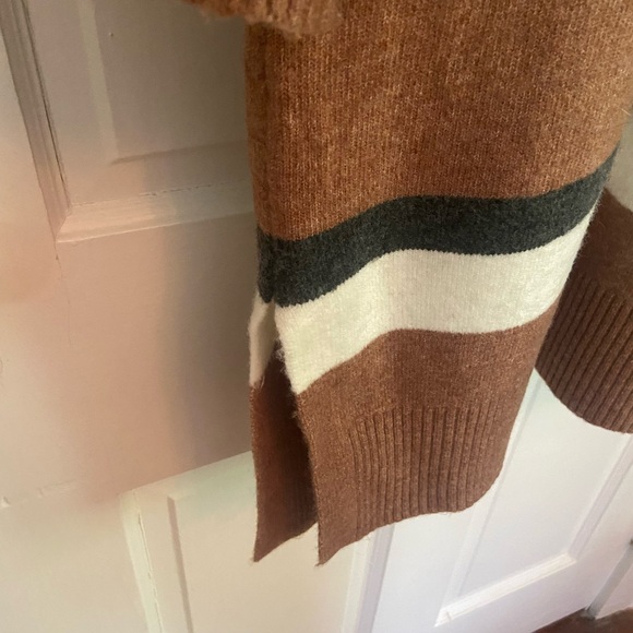 Ann Taylor Loft EUC long cardigan. M. - Picture 5 of 5